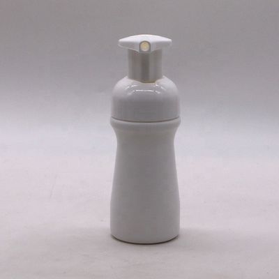 Flascia di lozione in HDPE per la pulizia del viso in PET Flascia di pompa di schiuma in mousse 70ml OEM personalizzata