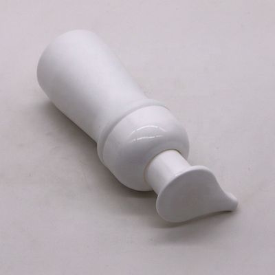 Flascia di lozione in HDPE per la pulizia del viso in PET Flascia di pompa di schiuma in mousse 70ml OEM personalizzata