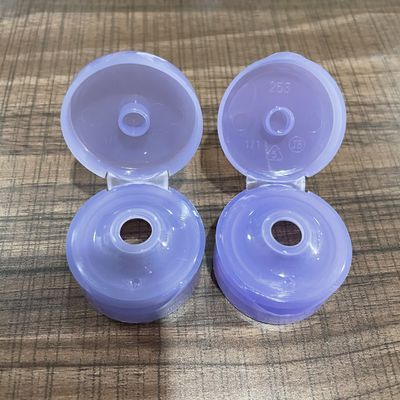 24mm 28mm 32mm Chiusura con tappo in plastica per bottiglie di lozione in plastica a colori personalizzate